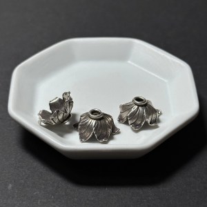 泰國清邁手工銀配件｜花瓣形通孔隔片A 1入｜串珠材料